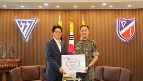 롯데웰푸드, 전방 군부대에 2억 원 상당 위문품 전달… 치과 진료 지원