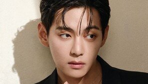 BTS 뷔 모델료 가맹점에 분담한 컴포즈커피…“74억 중 30억은 점주 몫”