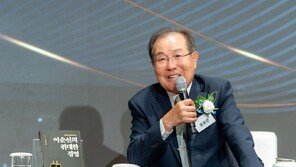 거북선 R&amp;D에 숨은 난세 극복법… 윤동한 콜마회장이 복기한 이순신