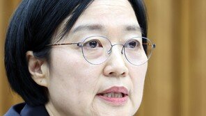 한성숙 “이번 청문회, 스스로 돌아보는 시간…더 낮은 자세로 소임 다할 것”