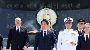 고이즈미 日 방위상 방한…“한일 방위협력 심화되길”