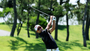 정한밀, KPGA 군산CC 오픈 3라운드 단독 선두…첫 우승 ‘보인다’