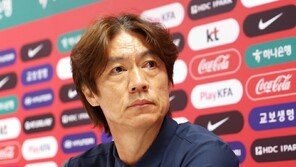 사령탑 없는 축구대표팀, 7개월 뒤 아시안컵 어쩌나