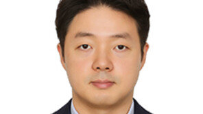 [광화문에서/강경석]“검찰 공소권 남용” 판결로 수사기관 악습 끊어야