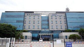 ‘사이드미러 안 접힌 차만’…광주 원룸촌 차털이 50대 구속영장