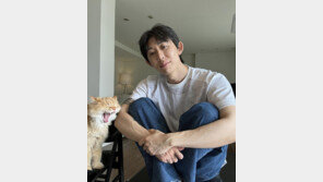 코드 쿤스트, 8년 교제 여성과 결별설