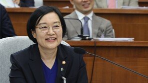 李대통령, 한성숙 총리 임명안 재가…오늘 임기 시작