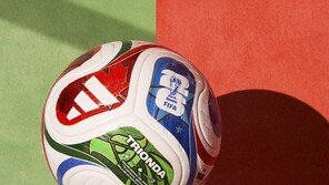NASA “미국이 월드컵 우승하면 달에 축구공 보내겠다”