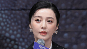 ‘마더 부미’ 판빙빙 “농부 역할·다섯개 언어, 어려웠지만 행운”