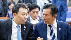정청래 “김용민 불출마, 고뇌의 결정…손잡고 검찰개혁 완수할 것”