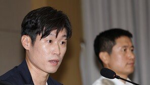 박지성 “축구인으로 죄송…새 축구협회, 모든 스포츠의 선두 주자 되길”