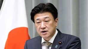 中 SLBM 발사에 日 “안보 환경 더 심각해져…안보 3문서 개정에 속도”