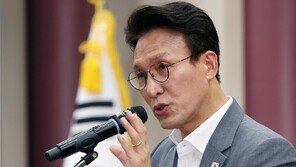 친청-친명 ‘감기약 논쟁’…이성윤 “성분 밝혀라” vs 김민석 “국힘인 줄”