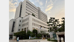 ‘가짜 무속인’ 내세워 66억 횡령한 부부, 1심 징역 8년에 항소