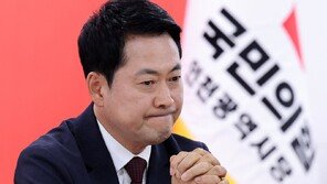 장동혁 “증시 ‘블랙 에브리데이’ 될까 걱정…레버리지 도입 靑부터 수사해야”