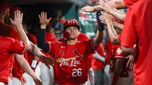 ‘한국계’ 웨더홀트, MLB 세인트루이스와 8년 1690억원 연장 계약