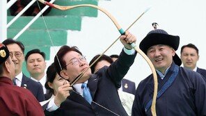 활시위 당긴 李대통령, 화살 날아가 꽂힌 곳은…
