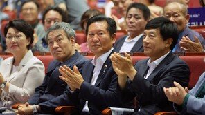 “이성윤·박규환 최고위원 물러나야”…與 친석계, 일제히 비판 목소리