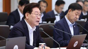 李대통령 “특정범죄만 촉법연령 1살 하향, 너무 미약…다시 토론해보자”