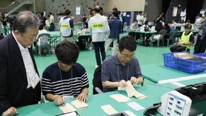 충주시장 재검표, 뒤집기 없었다…이동석 ‘124표→122표차’ 시장직 유지
