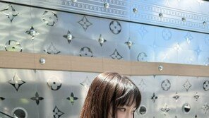 강예원, 눈 수술 전 얼굴 돌아왔나…20대 같은 동안 미모