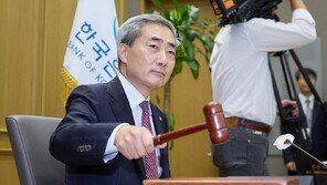 금리 인상기 재테크는…“주식 줄이고 단기채권에 투자를”
