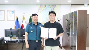 “몸이 먼저 움직였다”…‘묻지마 칼부림’ 중학생 제압한 32년차 공무원