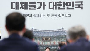 “식당도 고객 주차자리 비워”…李대통령, 인천공항 주차문제 지적