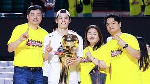 아빠도 엄마도 아들도 AG 금메달…유기상 가족, 한국 최초 기록 달성 [데이터 비키니]