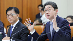 野 “김용범이 레버리지 ETF 압력” 이억원 “靑 지시 아니다”