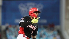 산 넘어 산, 김도영 넘어 카스트로…KIA, PO 1차전서 삼성 5-1로 꺾고 77.1% 확률 잡아