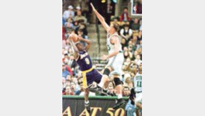 ［ＮＢＡ］１３연패  피닉스  『감격의  첫승』