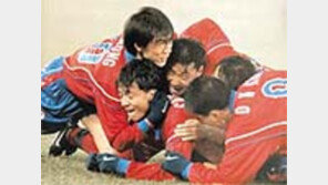 ［축구／한일전］「돌아온  황선홍」해냈다…한국，２대１  승리