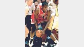 [NBA 화제]브랜드-프랜시스-오돔 '루키3총사' 중간평가