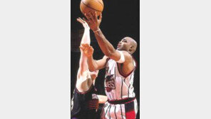 [NBA]'코트의 악동' 바클리가 돌아온다