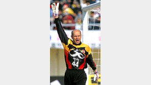 [프로축구]안양 수문장 신의손 ＂'신의 손' 위력봐라＂