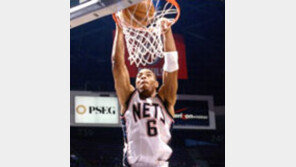 [NBA]뉴저지 마틴 ＂코트가 좁다＂