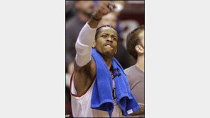 [NBA]'천재' 아이버슨 '차세대황제' 브라이언트에 완승