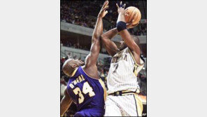 [NBA]'밀러 있음에…'…인디에나, 레이커스 격파