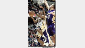 [NBA]인디애나의 '미사일' 밀러 혼자 33점