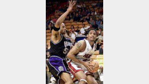 [NBA]마이애미, 주전센터빠진 새크라멘토에 낙승