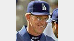 [MLB뉴스]-트레이시 감독 ＂박찬호는 성숙해지고 있다＂