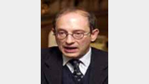 [세계의 눈]필립 골럽/‘멋대로 미국’에 화난 유럽