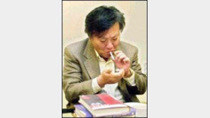 [글동네]“시대와의 불화가 소설의 업”