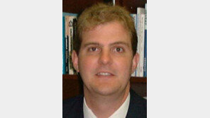 [세계의 눈]피터 벡/北, 더 이상의 모험은 위험하다