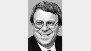 [세계의 눈]라인하트 드리프테/EU의 ‘靜中動’ 북핵대응