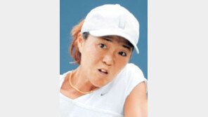 [테니스]조윤정 2회전 ‘역전 스매싱’