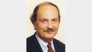 [세계의 눈]켄트 콜더/동북아와 워싱턴 ‘2005 기상도’