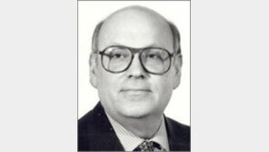 [세계의 눈/장 클로드 슈라키]세계경제 ‘高油價딜레마’