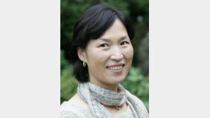 [동아광장/김서령]배설물은 땅으로 돌아가야 한다